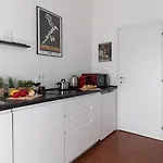 Italianway Comfort - Raffaello Sanzio 33 * 밀라노