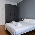아파트 Italianway Comfort - Raffaello Sanzio 33 *