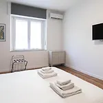 Italianway Comfort - Raffaello Sanzio 33 아파트 밀라노