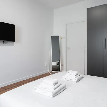 Apartament Italianway Comfort - Raffaello Sanzio 33 Mediolan